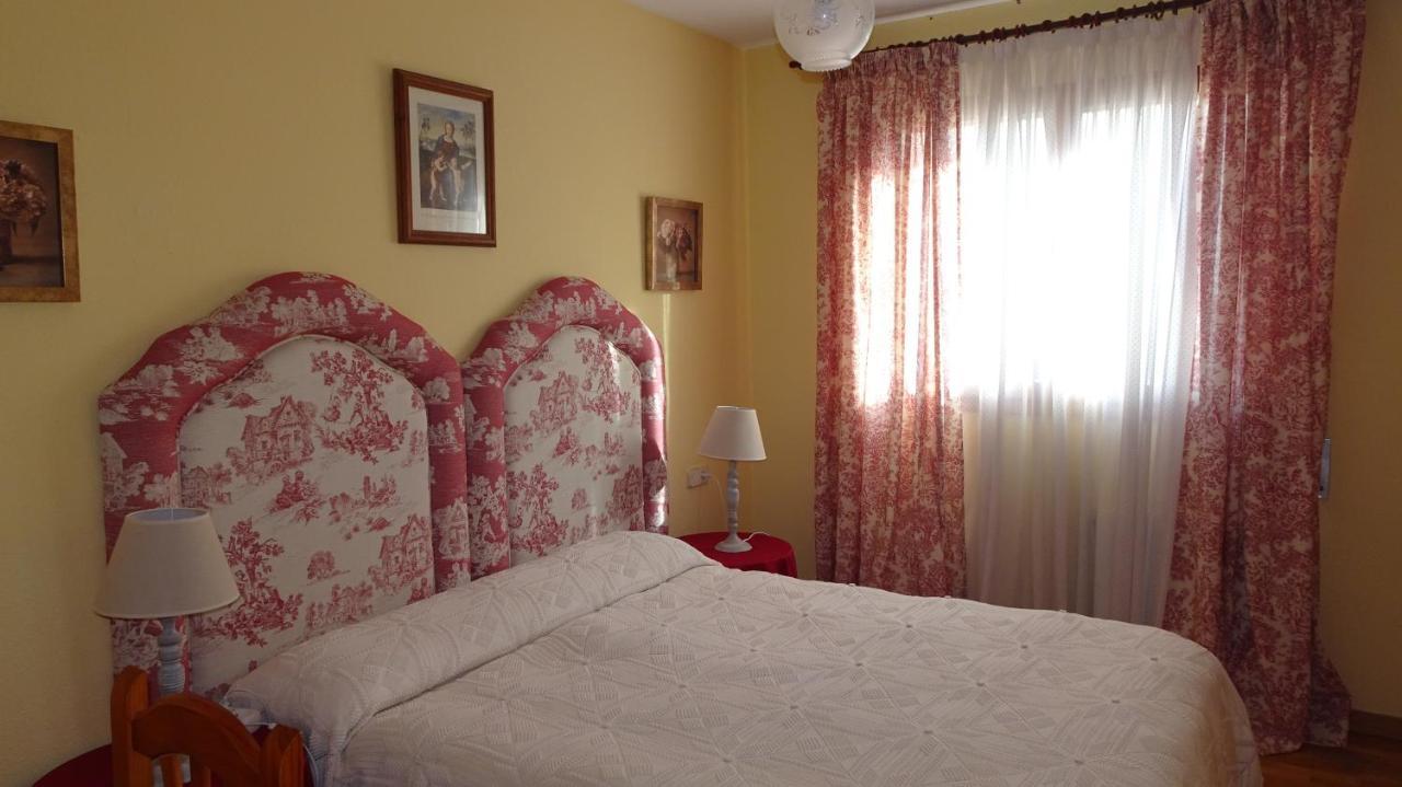 Piso Grande En El Centro De Jaca Con Wifi Y Garaje Διαμέρισμα Εξωτερικό φωτογραφία